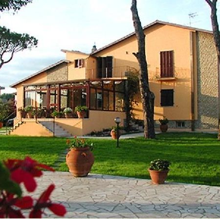 B&B Villa Acero Marina di Carrara Kültér fotó
